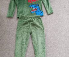boy's PJ. Age 7/8