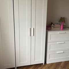 wardrobe and chest of drawers