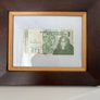1 pound note in a frame Image 2