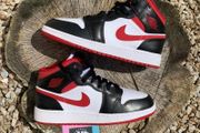 Premium Nike Air Jordan 1