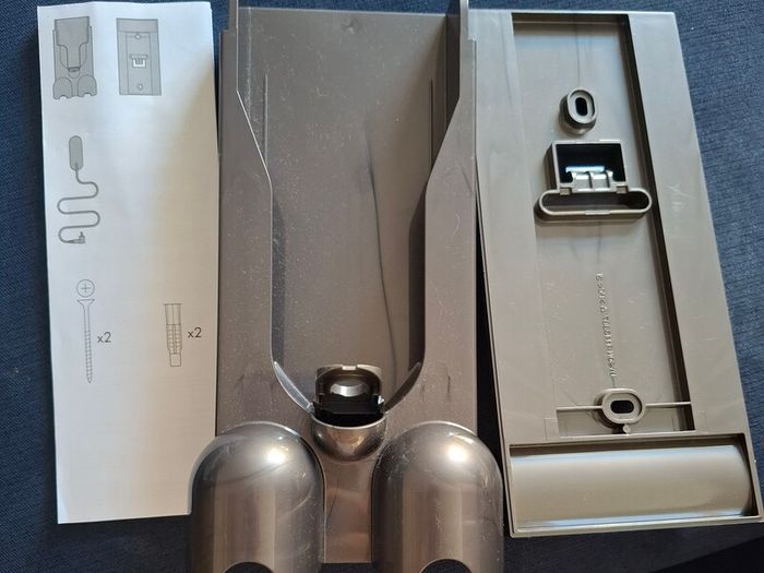 Dyson V12 docking stand