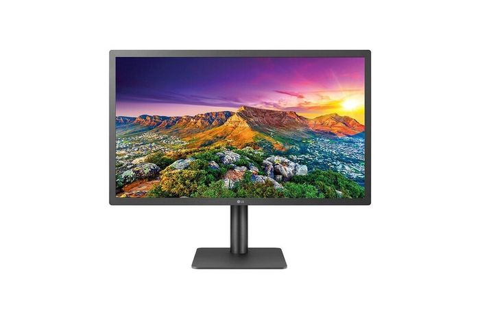 LG UltraFine 5K Display - from Apple