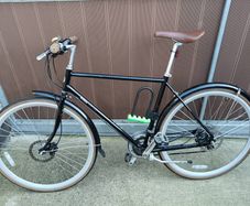Bobbin black star bike + lock+ 2keys