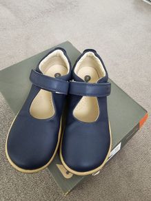 Bobux girls leather shoes, Brand New