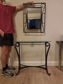 Hall table and mirror set