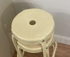 Free stools