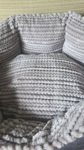Cat bed