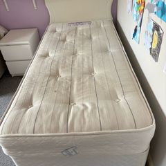Divan bed with mattress and headboard