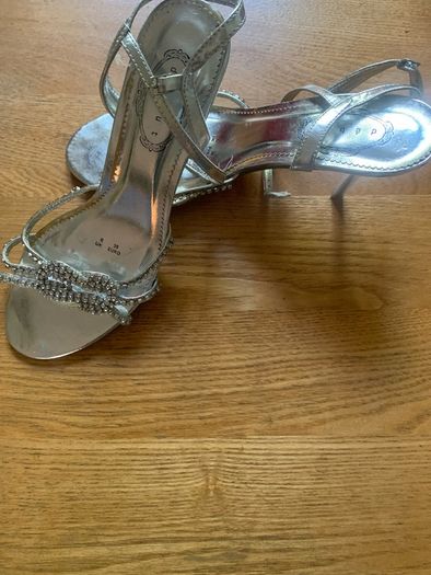womans footwear