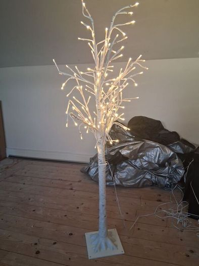 Two white LED tree lamps
