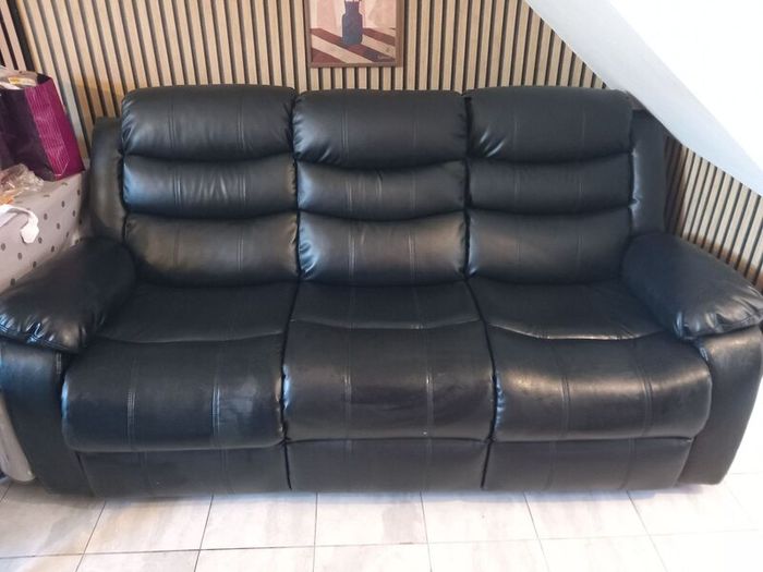 3 Seater leather reclining Sofa