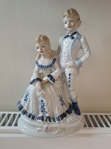 Vintage Capodimonte boy and girl
