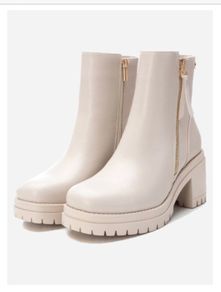 XTI Block Heel Ankle Boots