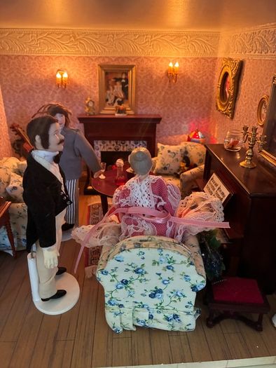 Stunning Georgian Dolls house