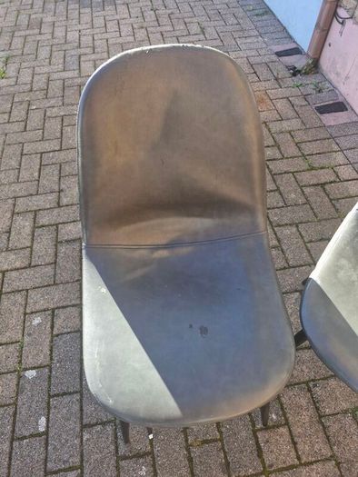 Dining chair