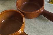 SEt of 2 Emile Henry ramekin pan