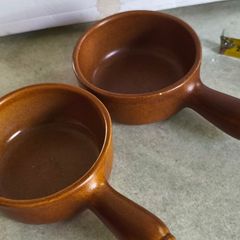 SEt of 2 Emile Henry ramekin pan