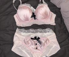 Women cute coquette underwear set (new) 60A-65A