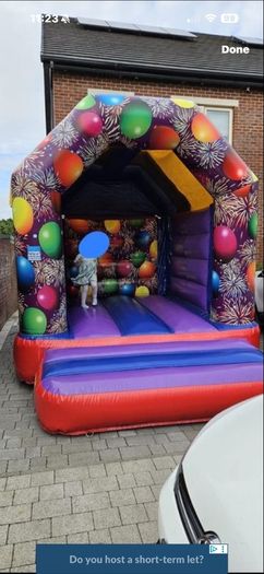 Bouncy Castles Party Machines