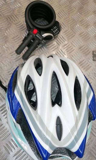 Hiland bike, Bike carrier, helmet & lock