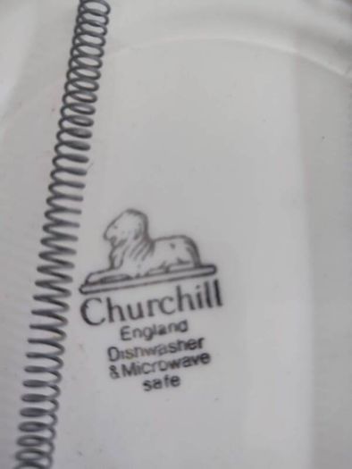 Vintage Churchill Imari dinner Hanging plate, 9 1/2 " Made in England