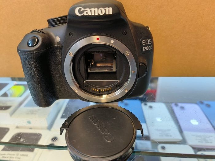 Canon EOS 1200D 18MP DSLR Camera Body, Black, with Battery