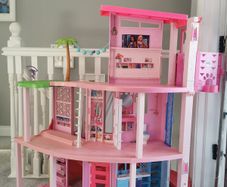 barbie dream house