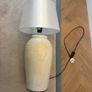 Pair of lamps (one damaged; you can have it for free in case you're able to fix it!) - crackled porcelain look Image 2
