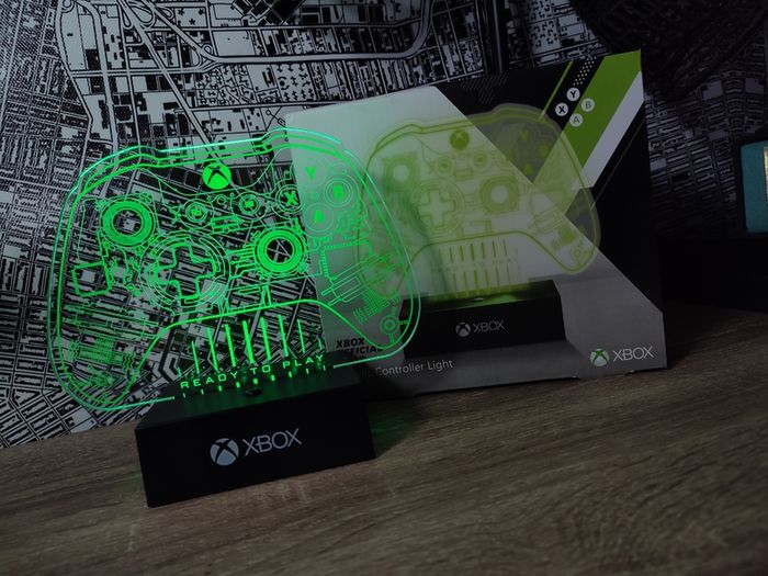 XBOX Acrylic Controller LED Neon Light ! XBOX Official Gear ! Brand New in Box !