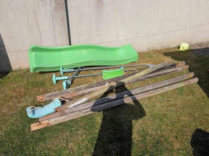 double swing set and slide