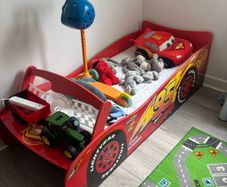 Lightning McQueen Toddler Bed