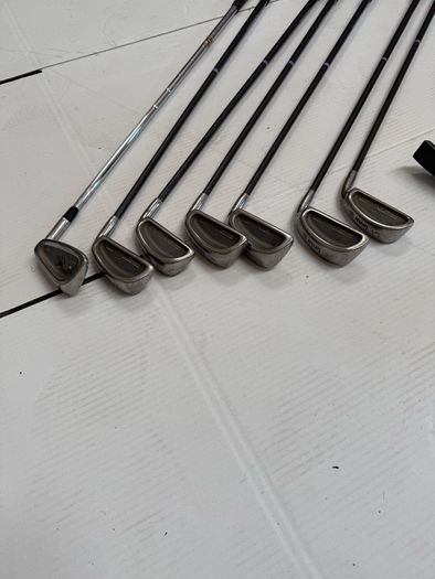 set golf clubs