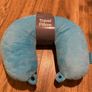 tripp travel pillow Image 4