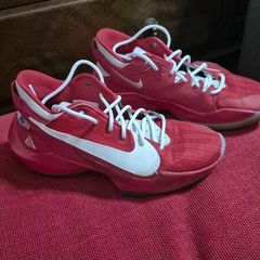 nike freek basketball shoe's