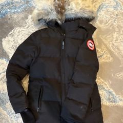 Canada goose jacket xs