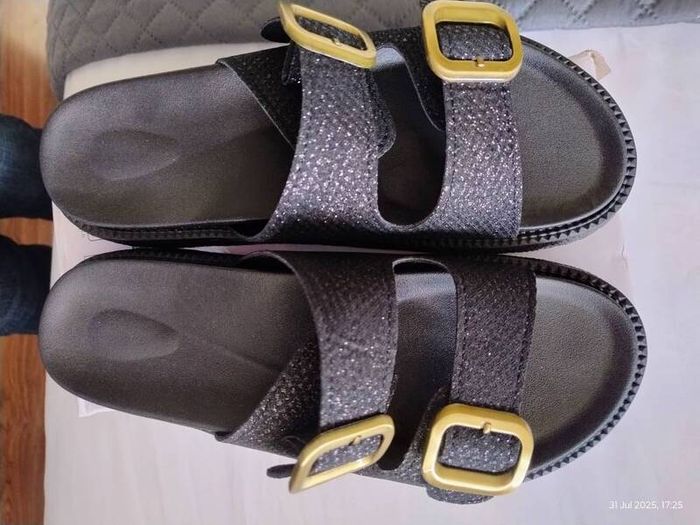Women Buckle Decor Flatform Slidder Sandals