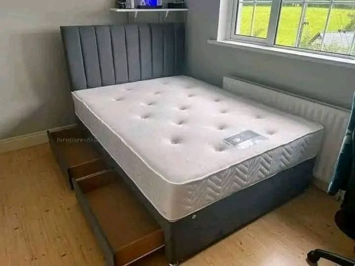 King size bed bed in king size with mattress