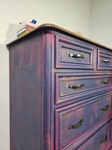 Chest of drawers