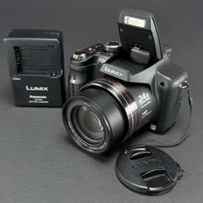 Panasonic Lumix DMC-FZ45 digital bridge camera Leica lens