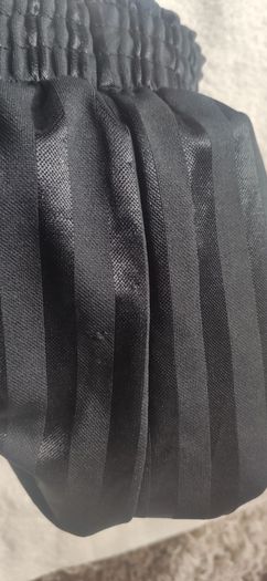 RARE  Vintage O'Neills Mourne Shadow Stripe Shorts  Black/Red