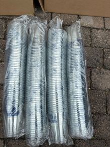 200 Plastic Pint Glasses.