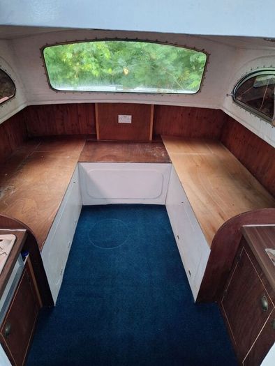Elysian 27 cruiser
