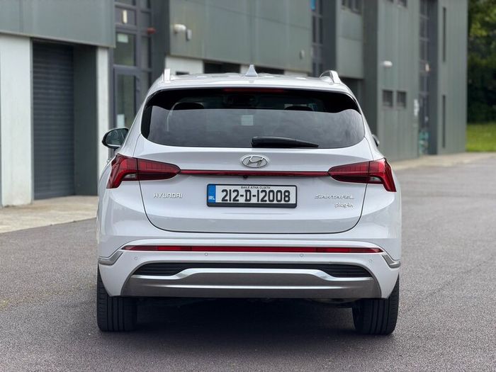 2021 Hyundai Santa Fe Plug-In Hybrid Low mileage