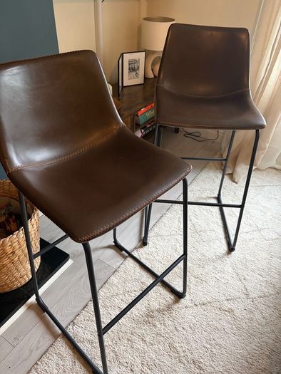Brown leather high stools