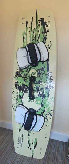 Kitesurf Travel Bag. MYSTIC brand. Very good condition. with wheels