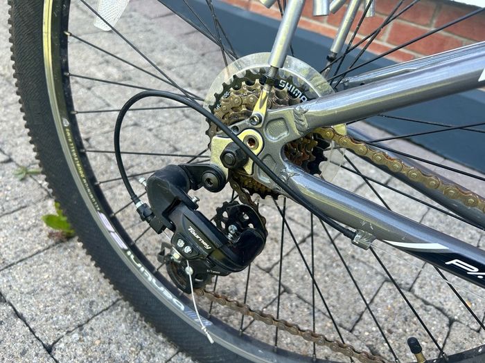 Girl's bike age 10-13