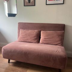 Pull-out sofa bed / guest bed