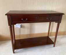 Mahogany console table with 2 drawers