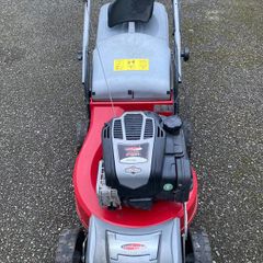 Self drive lawnmover - Castelgarden