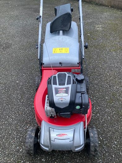Self drive lawnmover - Castelgarden